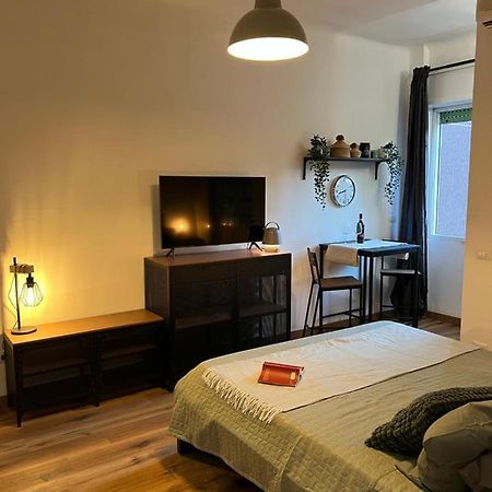 Stylish Apartment 3 Km Away From Duomo - Netflix, Wi-Fi, All Comforts Included Mailand Exterior foto