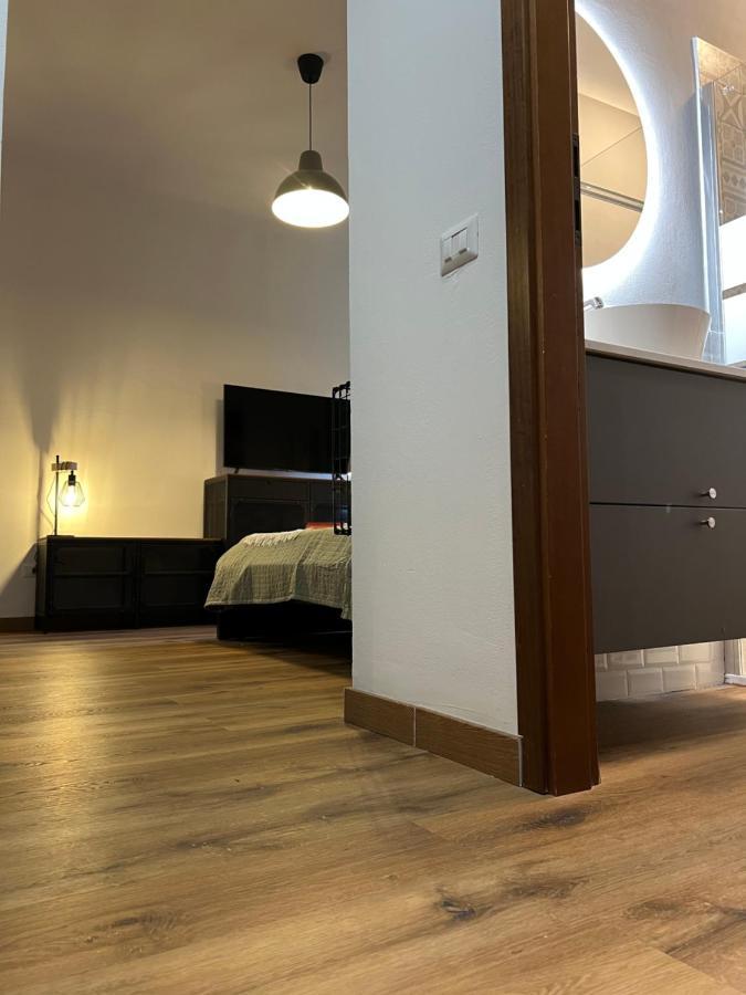 Stylish Apartment 3 Km Away From Duomo - Netflix, Wi-Fi, All Comforts Included Mailand Exterior foto