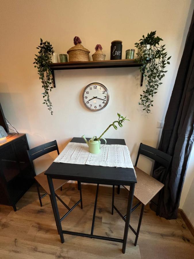 Stylish Apartment 3 Km Away From Duomo - Netflix, Wi-Fi, All Comforts Included Mailand Exterior foto