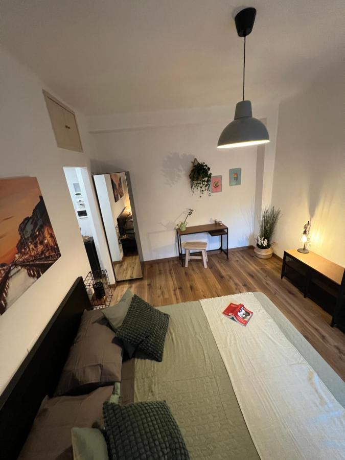 Stylish Apartment 3 Km Away From Duomo - Netflix, Wi-Fi, All Comforts Included Mailand Exterior foto