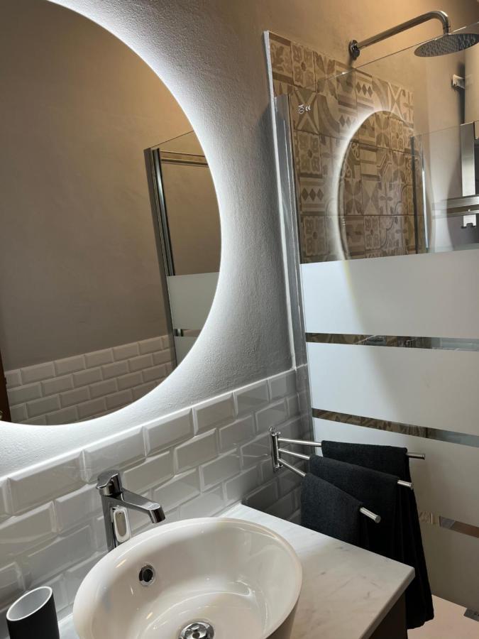 Stylish Apartment 3 Km Away From Duomo - Netflix, Wi-Fi, All Comforts Included Mailand Exterior foto